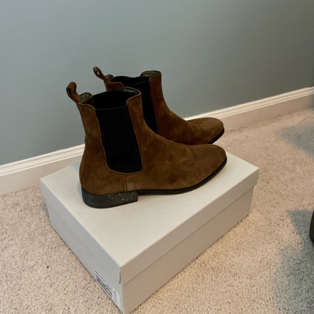 brunello cucinelli suede chelsea boots